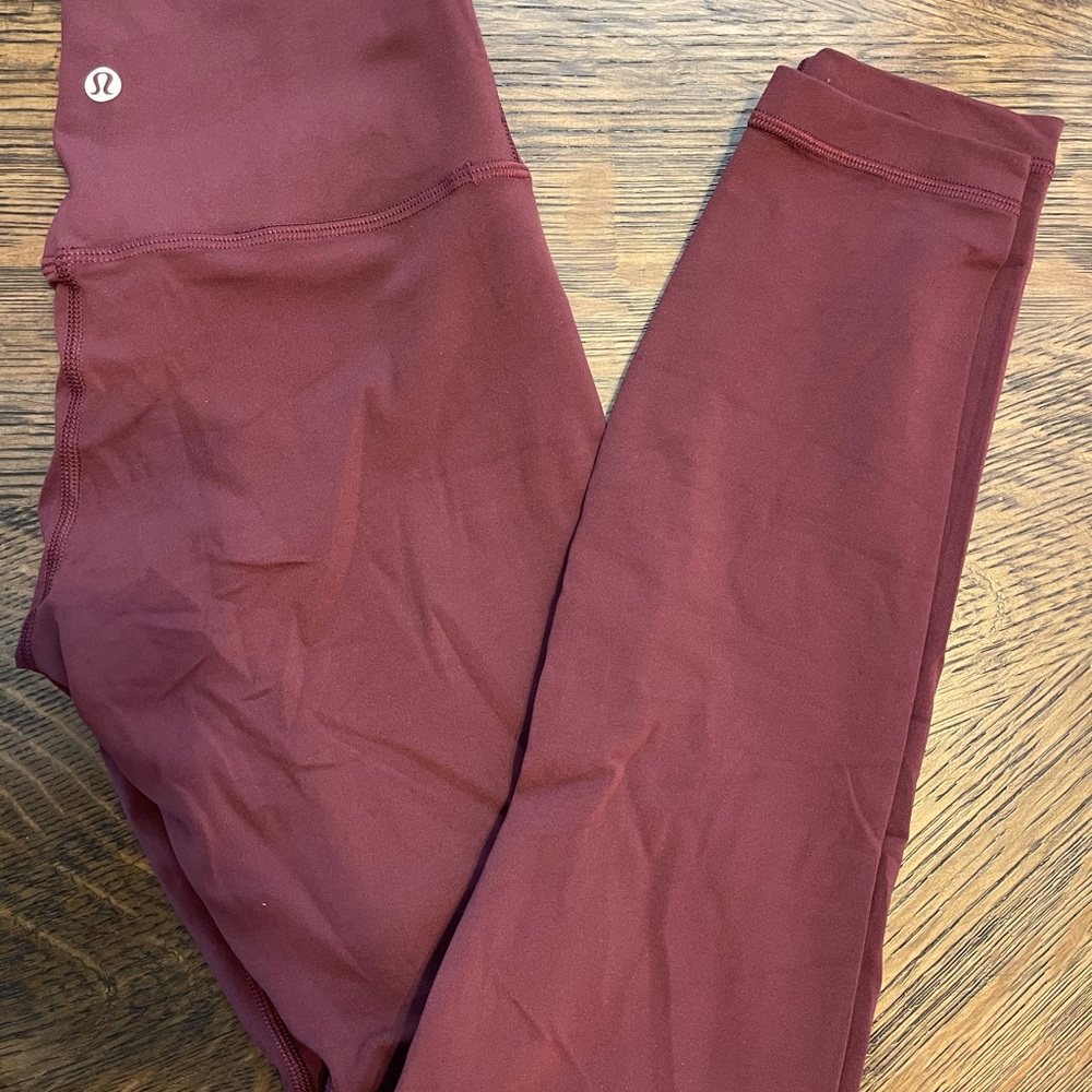 Lululemon under high rise 28” tight